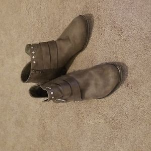 Womens Brown Boots Size 7